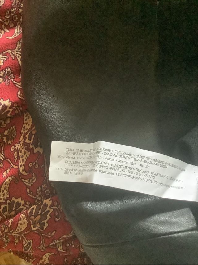 Vestido Zara símil piel negro Talla M