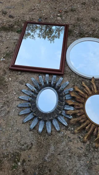 Collezione Specchi Antichi in Legno e Metallo