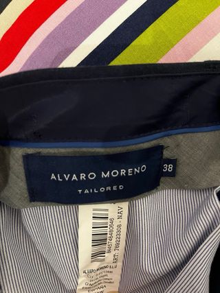 Traje azul. Como nuevo. Solo dos puestas.