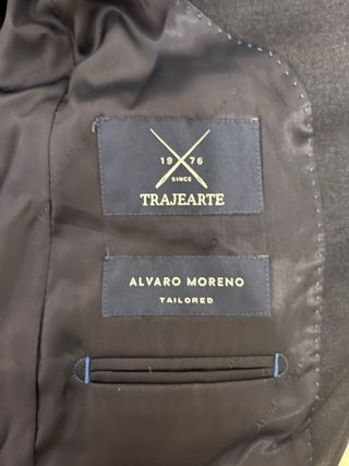 Traje azul. Como nuevo. Solo dos puestas.