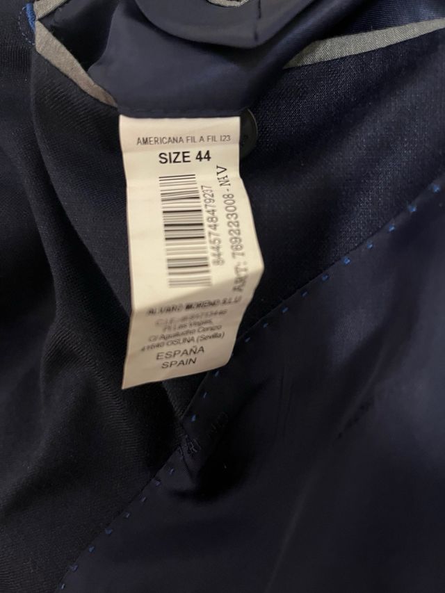 Traje azul. Como nuevo. Solo dos puestas.