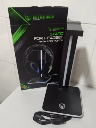 Soporte Cascos Battletron con USB y RGB