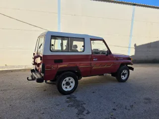 Toyota Land Cruiser BJ70 descapotable