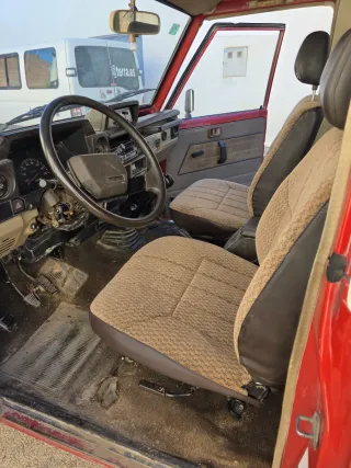 Toyota Land Cruiser BJ70 descapotable