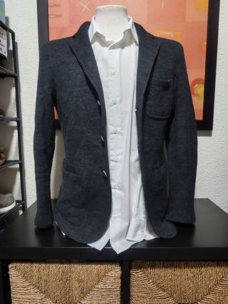 Americana de lana gris