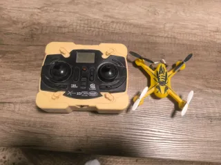 Dron radiocontrol Hornet