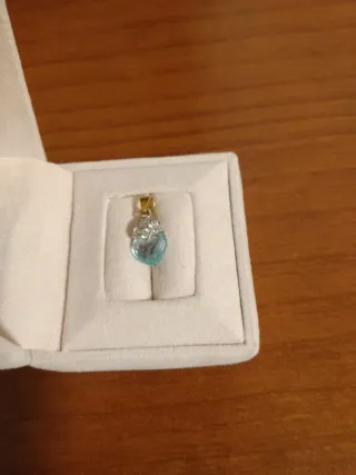 Colgante Oro Amarillo y Blanco Aguamarina