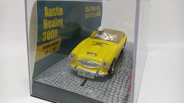 Austin Healey 3000 Slot Classic Giallo