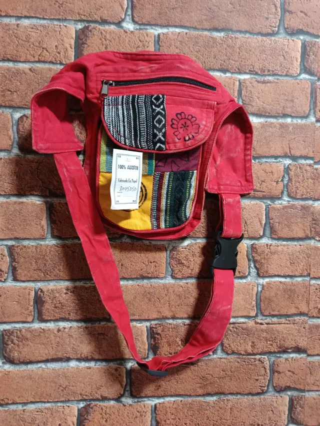 Borse da cintura e zaini artigianali