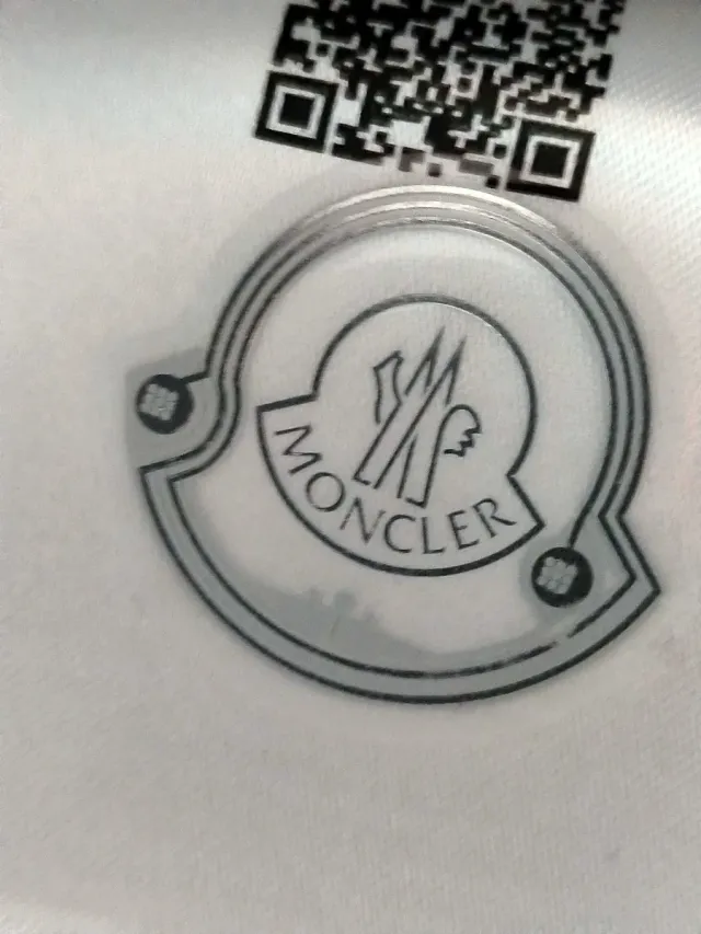 Plumas Moncler Negro Brillante talla M