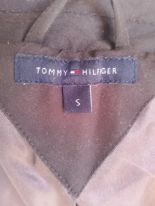 Gabardina doble botonadura negra