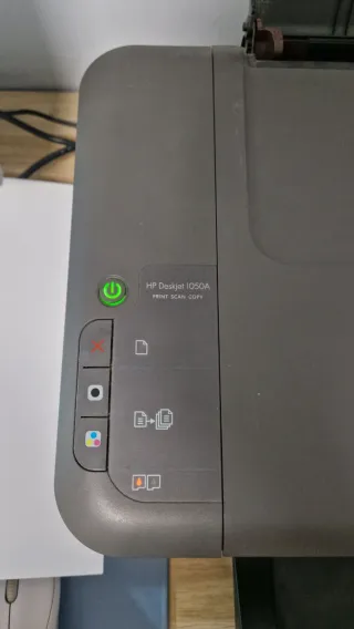 HP Deskjet 1050A + Cartucho color