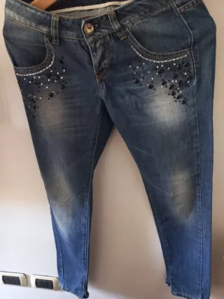 Jeans donna con decorazioni