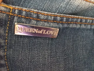 Jeans donna con decorazioni