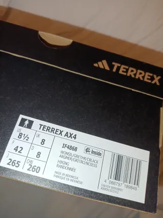 2x Adidas Terrex T. 42