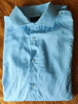 Camisa de vestir azul para hombre