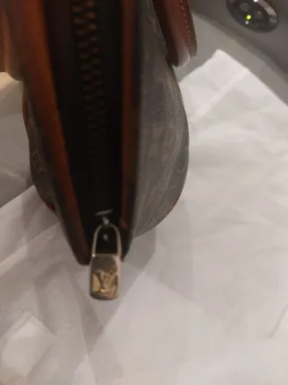 Bolso estilo Louis Vuitton Beige y Marrón.