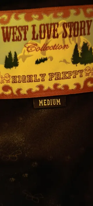 Chaquetón HIGLHY PREPPY a estrenar.