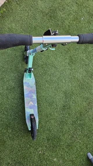 Patinete Apollo color azul y verde