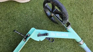 Patinete Apollo color azul y verde