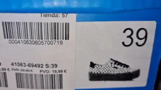 Zapatos de lunares con plataforma