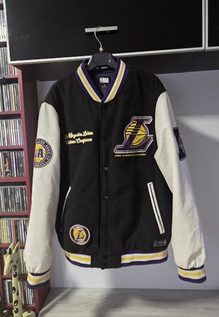 Chaqueta universitaria Lakers NBA Primark