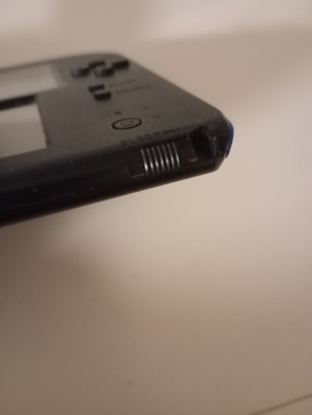 Nintendo 2DS + Mario Kart 7 + Cargador + Funda