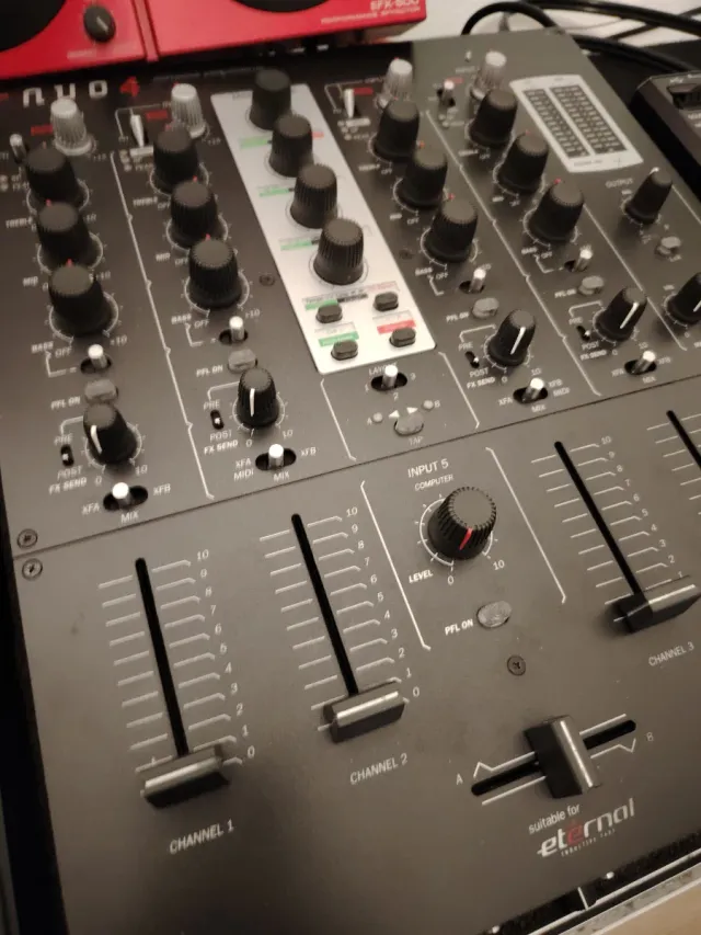 Mixer DJ Ecler Nuo 4 Analog Controller MIDI