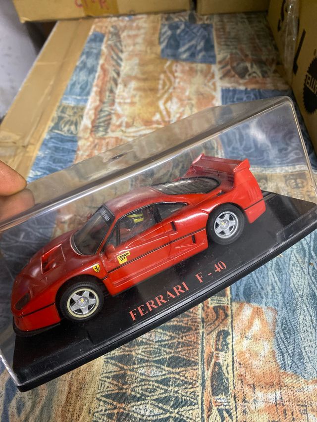 Ferrari F-40 Scalextric 1:32