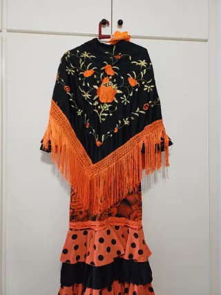 Vestido Flamenco con Accesorios