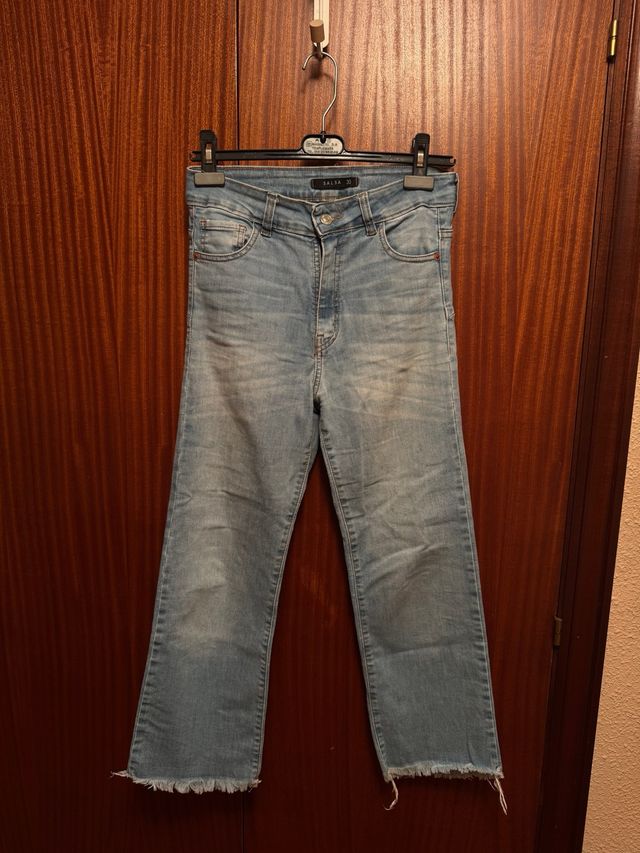 Pantalón vaquero tiro bajo