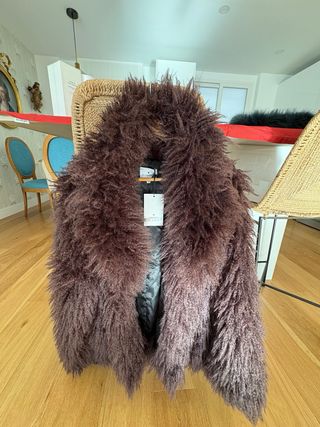 Cosmética, Ropa y Collares Mujer