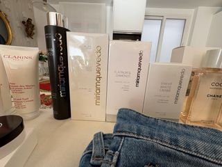 Cosmética, Ropa y Collares Mujer