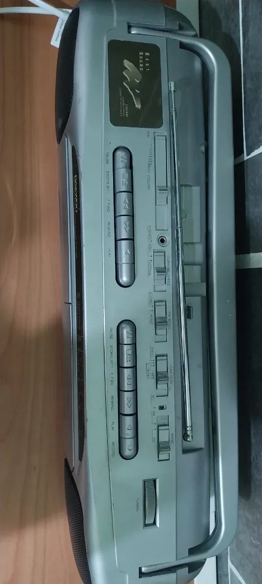 Radio Daewoo ARW-306A