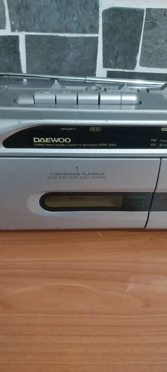 Radio Daewoo ARW-306A