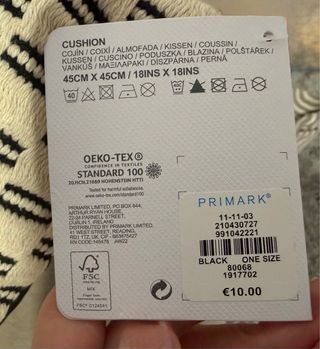 2 Cojines decorativos, bordado, crema y negro