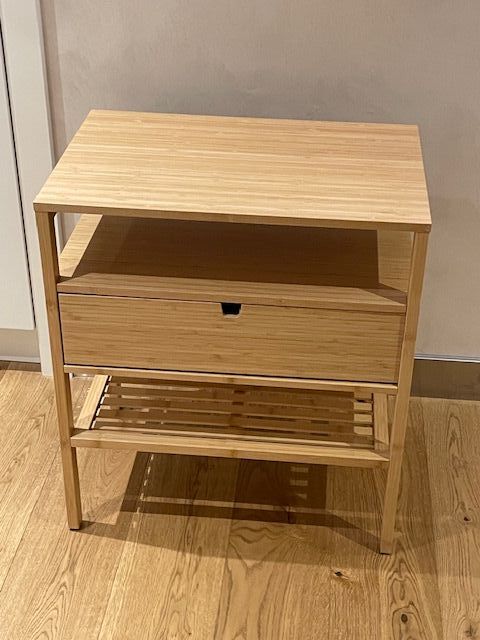 Comodino Nordkisa 60 cm in bambù IKEA