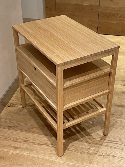 Comodino Nordkisa 60 cm in bambù IKEA
