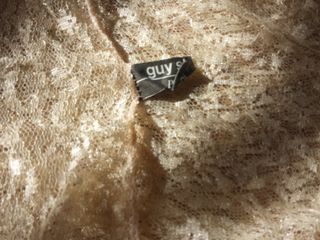 Fular elegante crema y calado