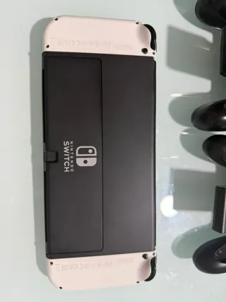 Nintendo Switch OLED Blanca y Negra