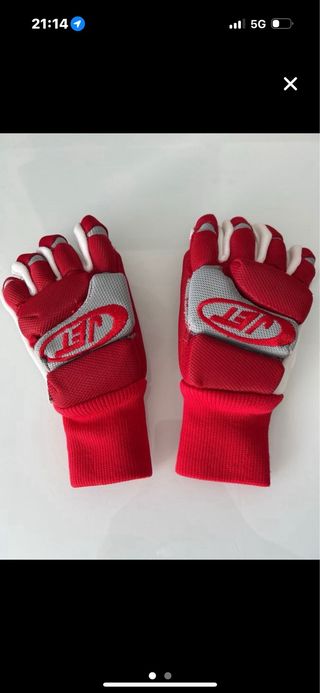 Guantes de hockey