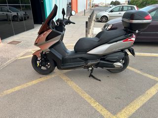 Kymco Superdink 300i ABS