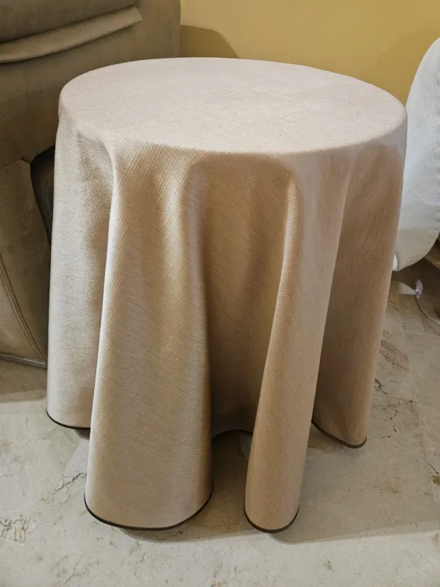 Mesa camilla pequeña