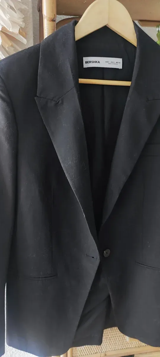 Americana Bershka Negra Talla S