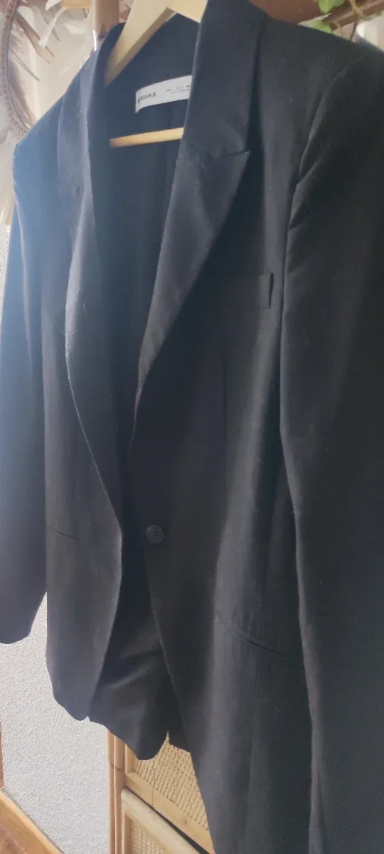 Americana Bershka Negra Talla S