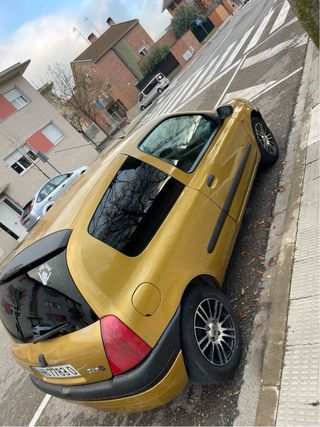 Renault Clio 1998