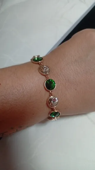 Pendientes Victoria Cruz Verde y Oro