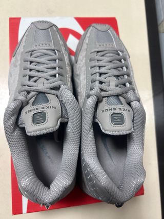 Nike Shox R4 Gris Plata