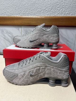 Nike Shox R4 Gris Plata