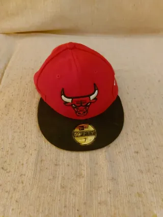 Gorra New Era Chicago Bulls Roja y Negra